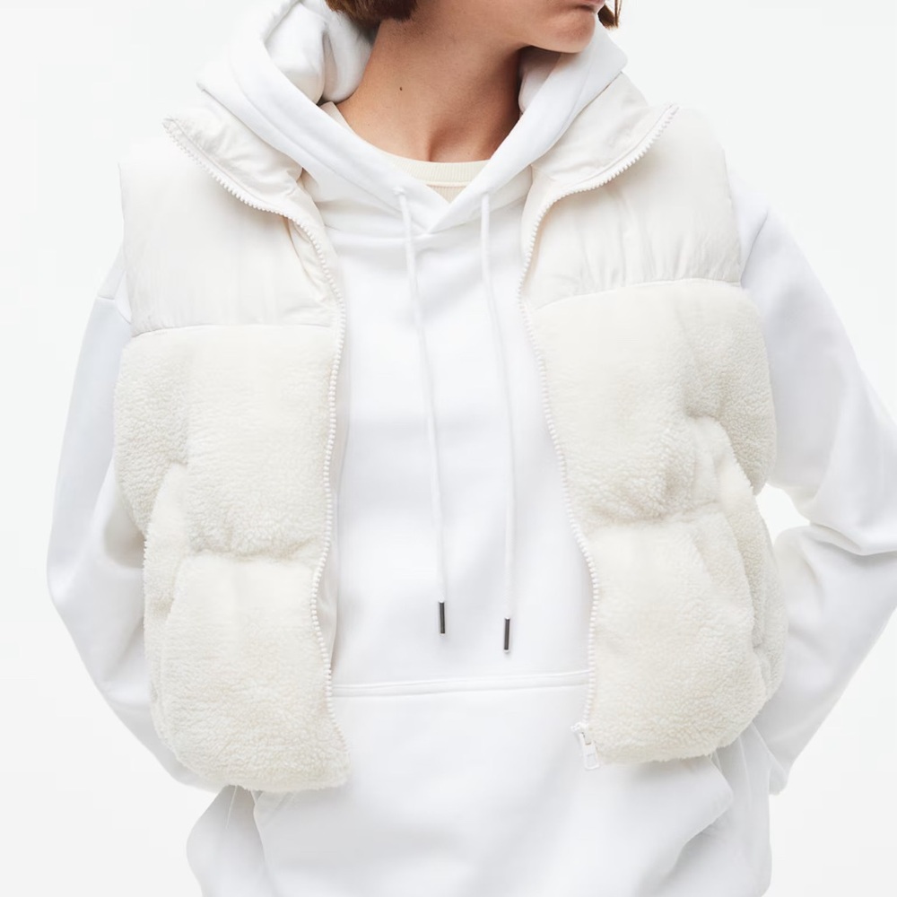 Puffer Vest - Picture 3 of 11